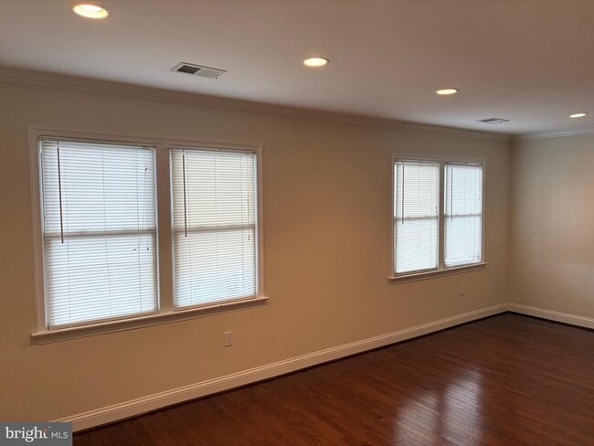 Building Photo - 7805 Coddle Harbor Ln