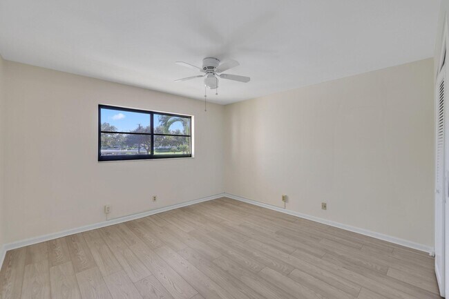 Building Photo - 200 Intracoastal Pl