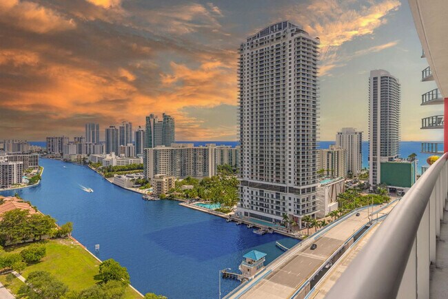 Building Photo - 1180 E Hallandale Beach Blvd