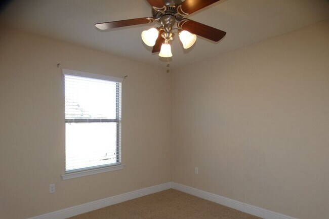 Building Photo - 5462 Turbine Way