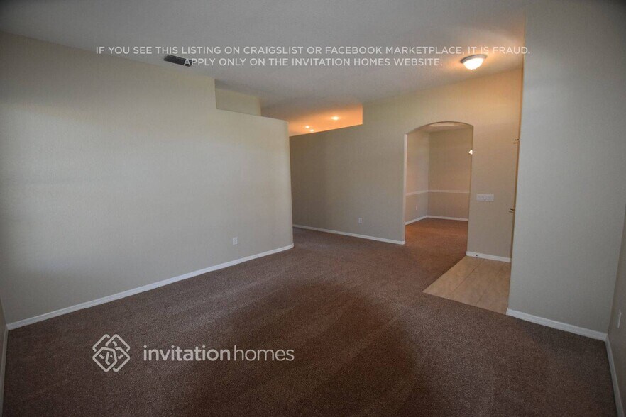 Building Photo - 325 Country Vineyard Dr