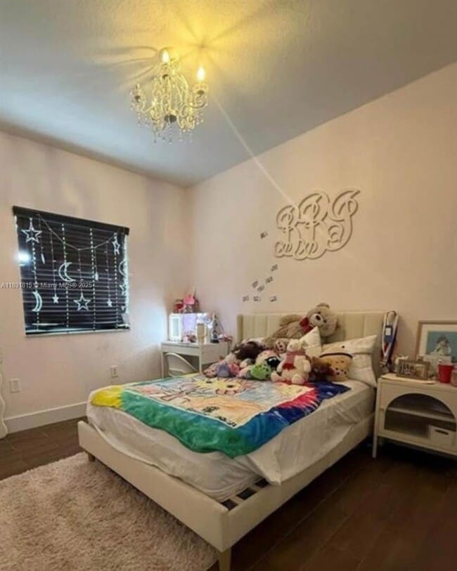 Building Photo - 3571 NE 11th Dr