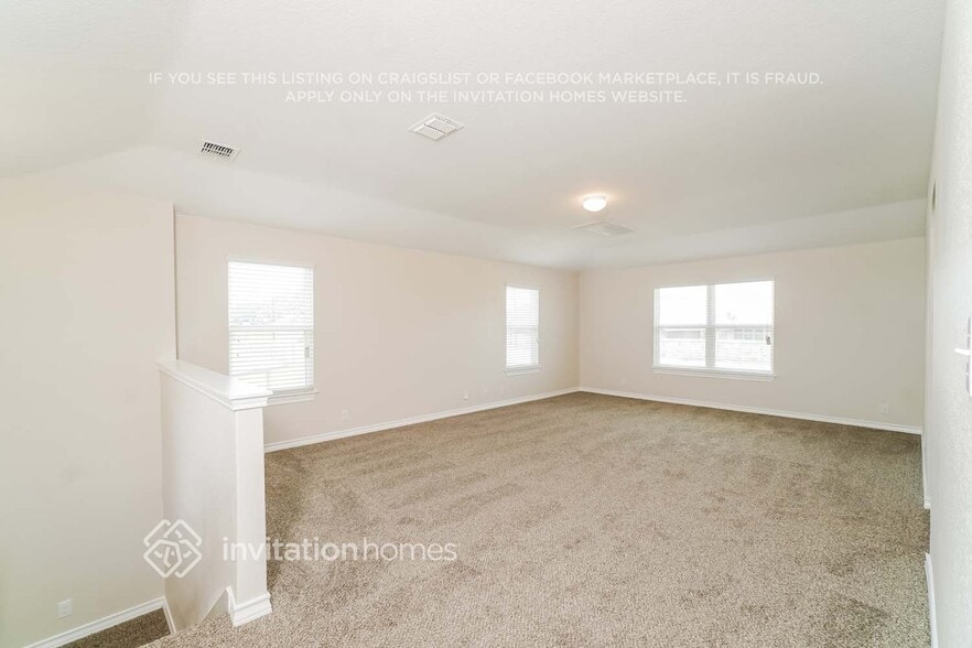 Building Photo - 8907 Taylor Grv