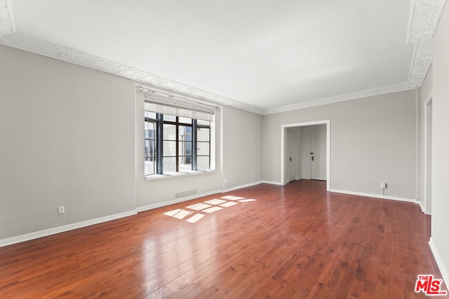 Building Photo - 1314 Hayworth Ave