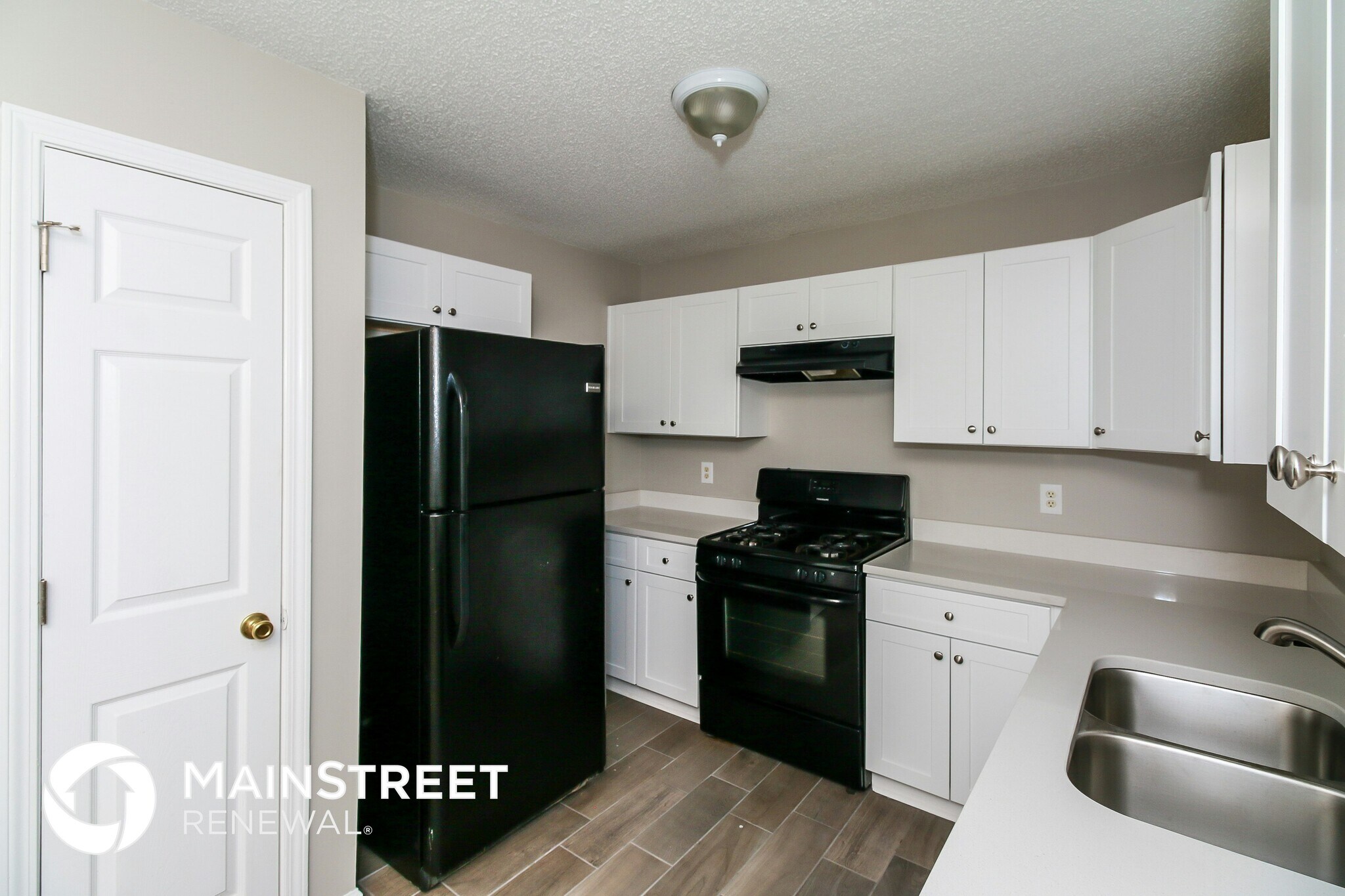 Building Photo - 7550 Sugarcreek Dr