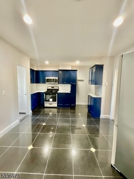 Building Photo - 17 Cleveland Ave