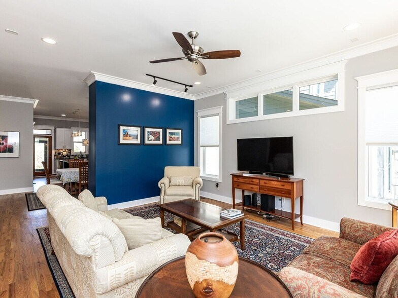 Building Photo - 1980 Great Ridge Pkwy