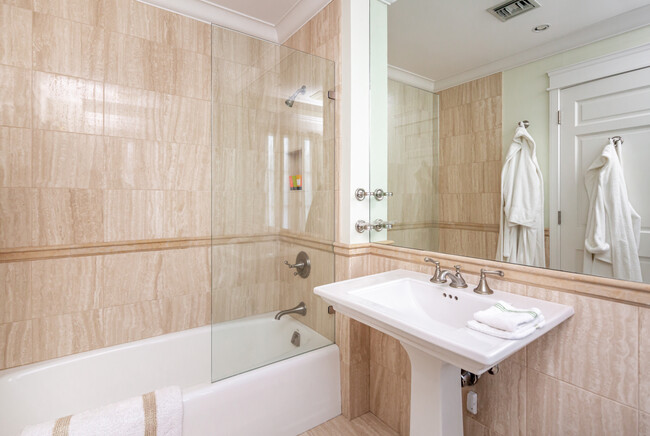Building Photo - 167 Jule Pond Dr