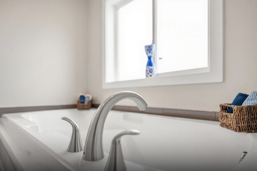 Building Photo - 421 Bluegrass Way