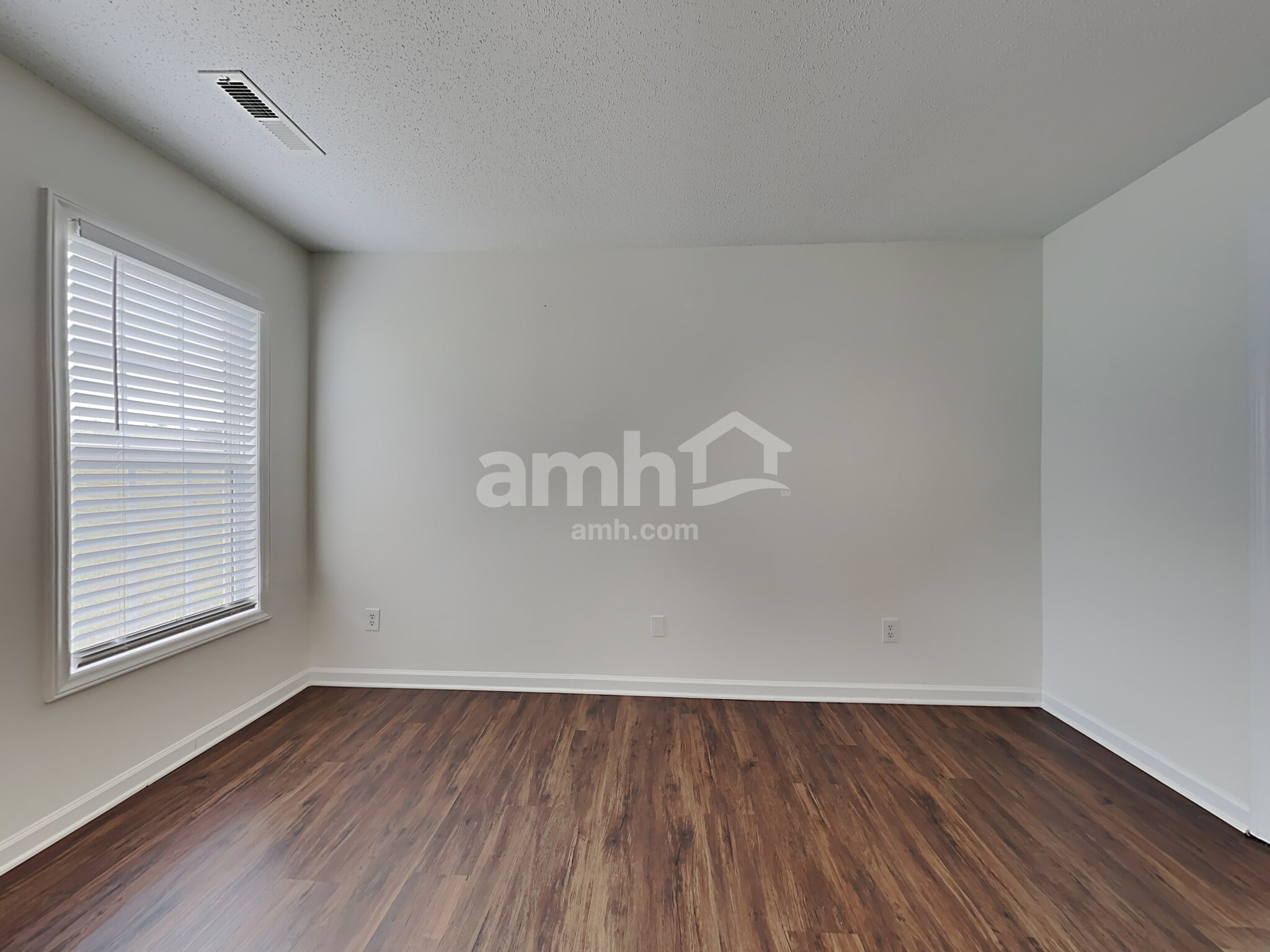 Building Photo - 148 Tudor Downs Rd