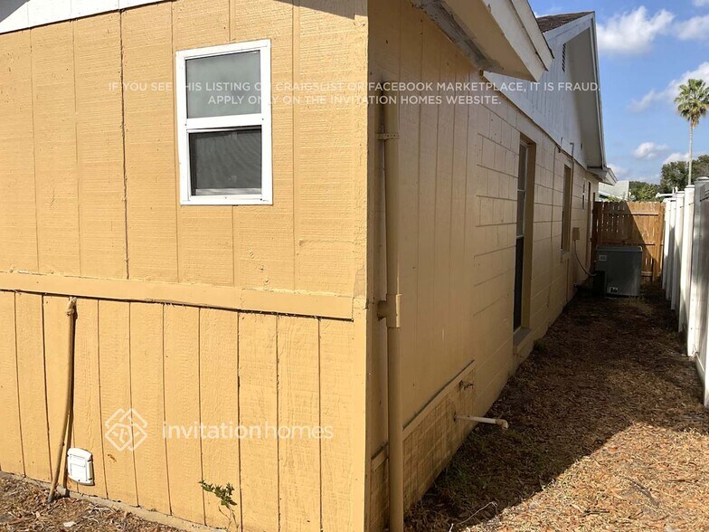 Building Photo - 9204 Dalwood Ct