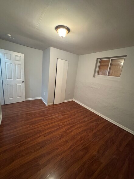 Building Photo - 2121 N 22nd St
