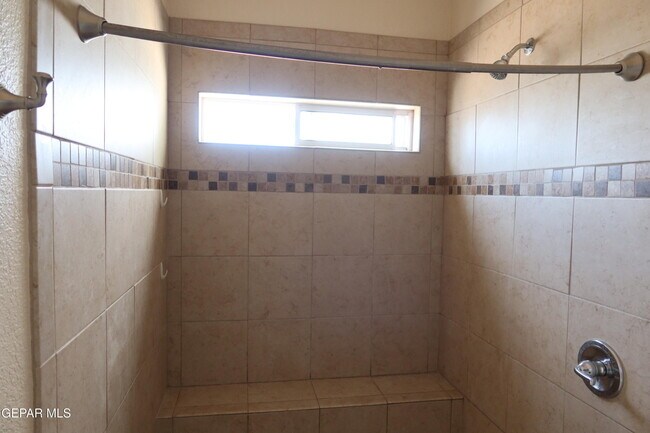 Building Photo - 11517 Cree Ct