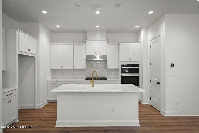 Building Photo - 196 Zephyr Dr