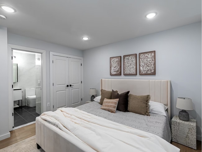 Building Photo - 55 Tunxis Ave