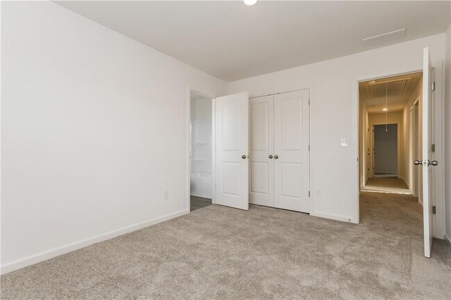 Building Photo - 308 Trulove Ln