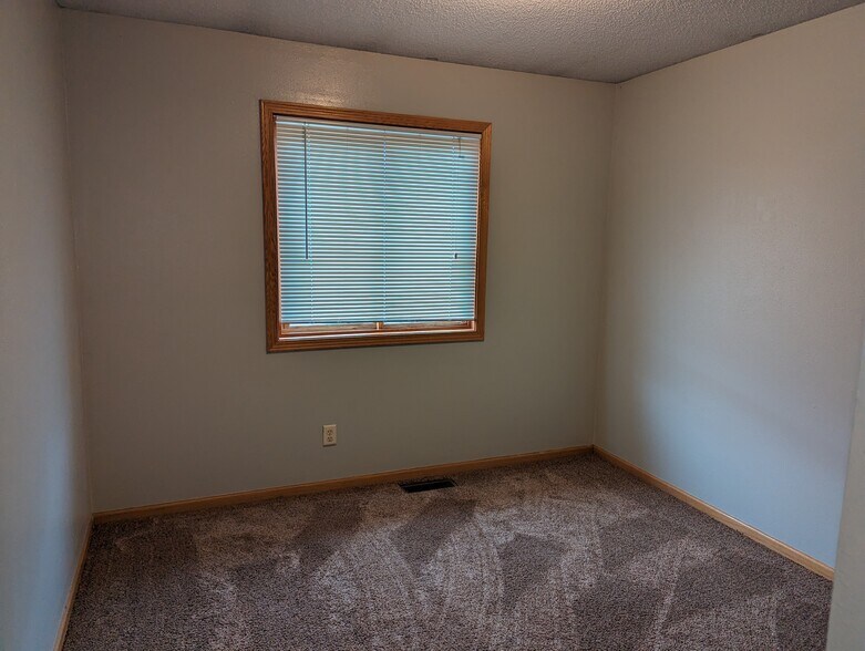 Bedroom - 1919 4th Ave