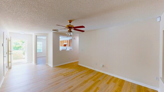 Building Photo - 5 Ryland Pl