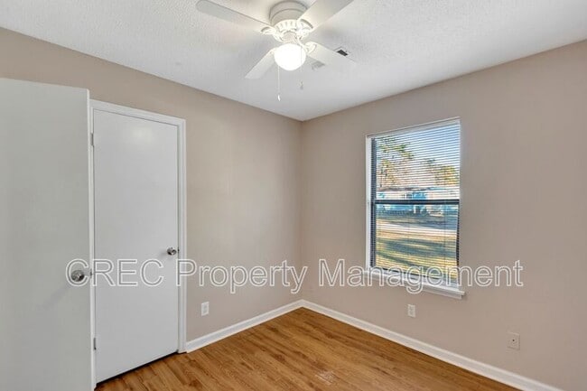 Building Photo - 103 Woodduck Dr