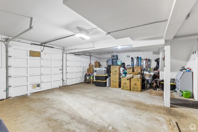 Building Photo - 3322 Pine Hill Rd