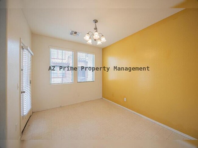 Building Photo - 2032 N 78th Glen