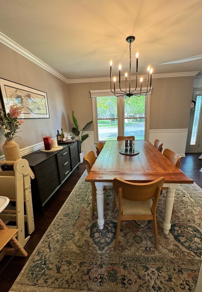 Building Photo - 4 Bedrooms with Finished Basement and Bonu...