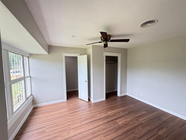 Building Photo - 1434 Marleen St