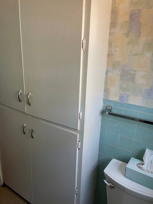 Bath with shower - 137 Oak St