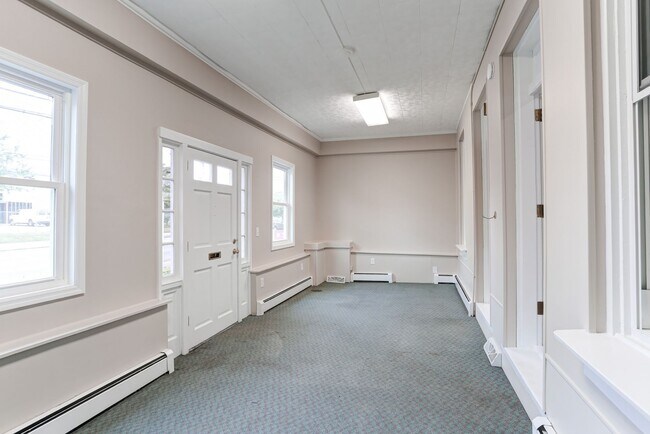 Building Photo - 3223 Market St