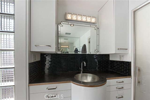 Building Photo - 3410 Hermosa Ave