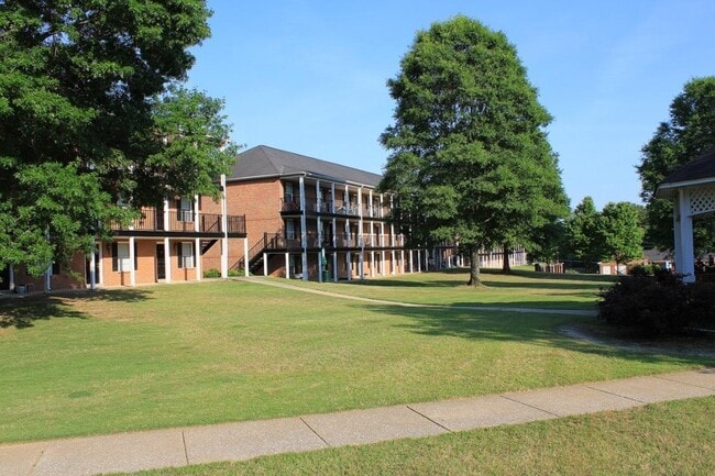 Building Photo - 150 Rice Mine Rd NE