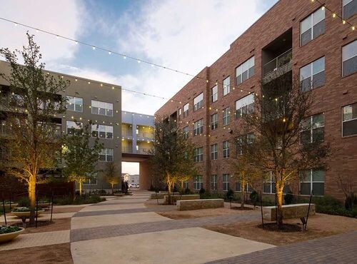 Building Photo - 1830 Simond Ave