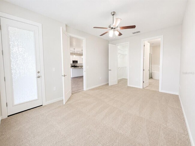 Building Photo - 1823 Meadow Pond Way