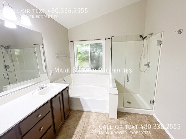 Building Photo - 7347 E Navarro Ave