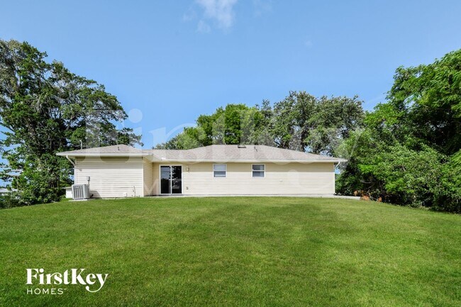 Building Photo - 19039 Coconut Rd