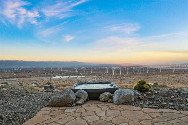 Building Photo - 60620 Kimlin Ave