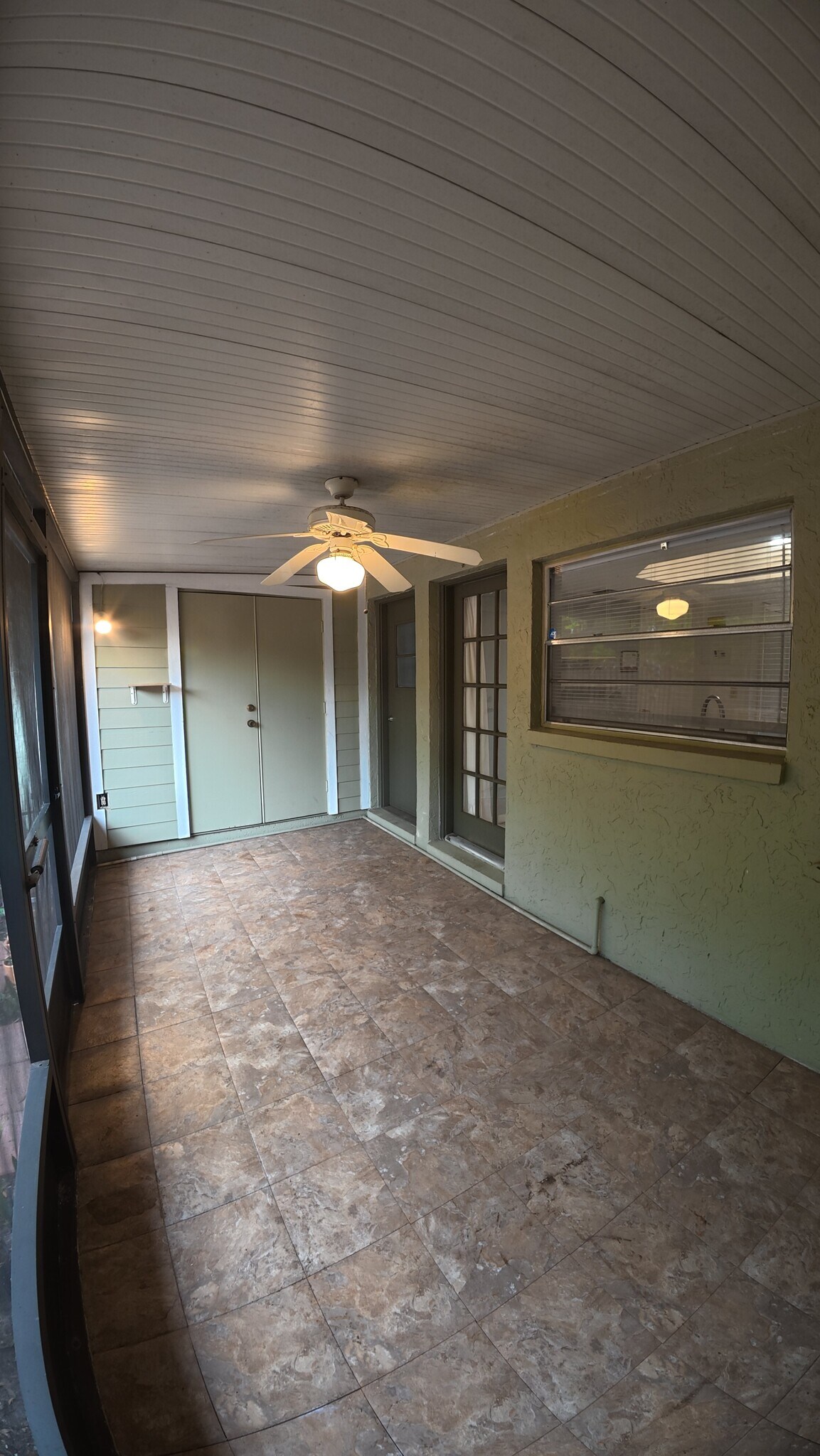 Building Photo - 15203 Morning Dr