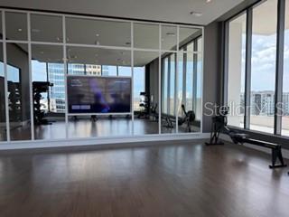 Building Photo - 275 1st Ave S