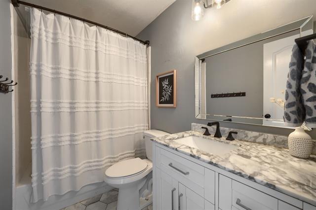 Building Photo - 1865 Farm to Market Rd 552