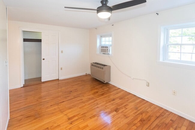 Building Photo - 174 Drew Rd