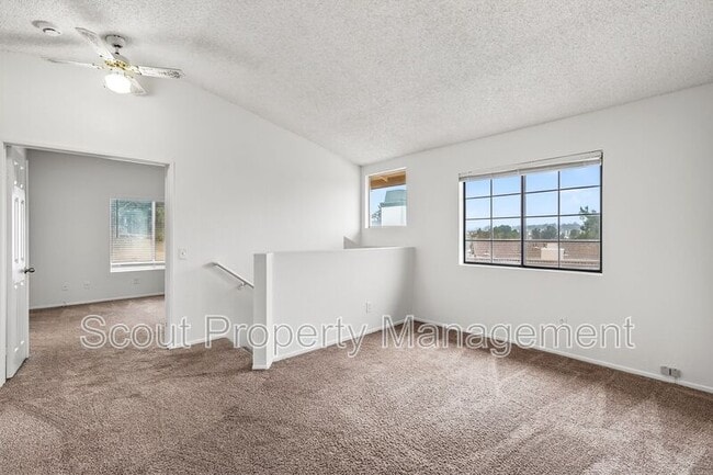 Building Photo - 27099 Rainbow Creek Dr