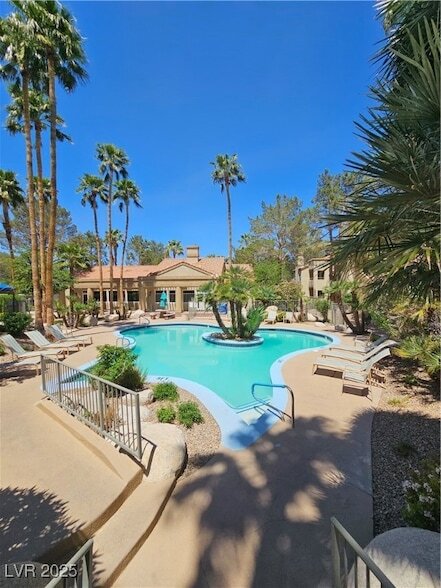 Building Photo - 3145 E Flamingo Rd