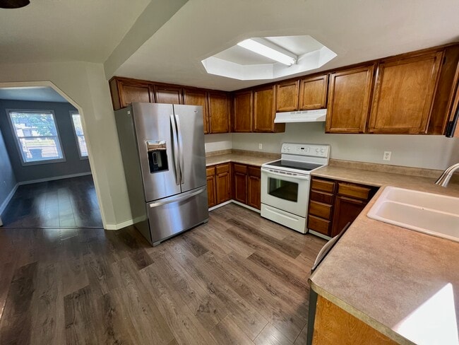 Building Photo - 1713 Tara Cir
