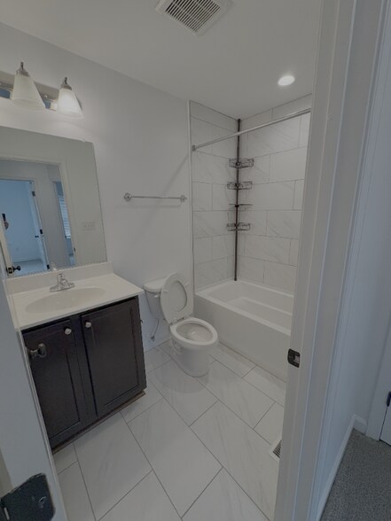 Building Photo - 2812 Church St