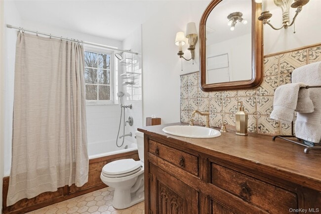 Building Photo - 15 High Ridge Rd