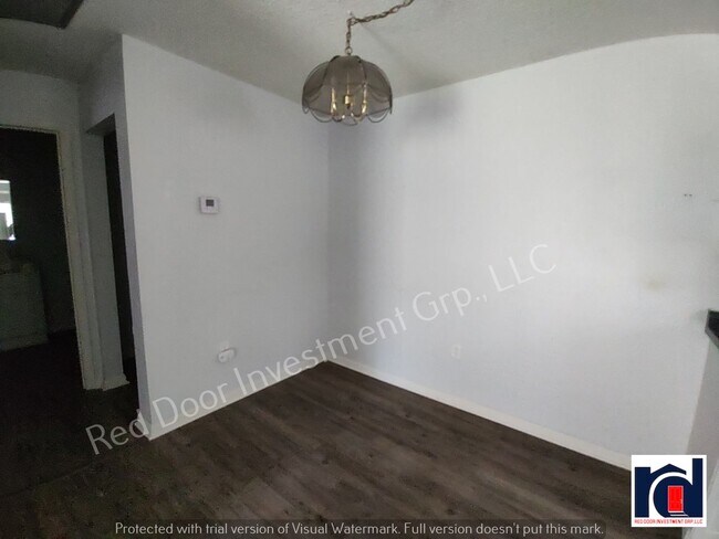 Building Photo - Cozy 1 Bedroom 1 Bath~Leesburg~