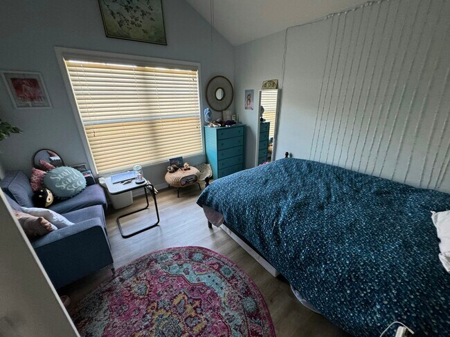 Building Photo - 205 Holmes Point Ct