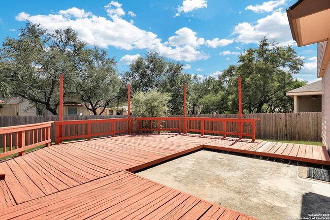 Building Photo - 8706 Redwood Bend