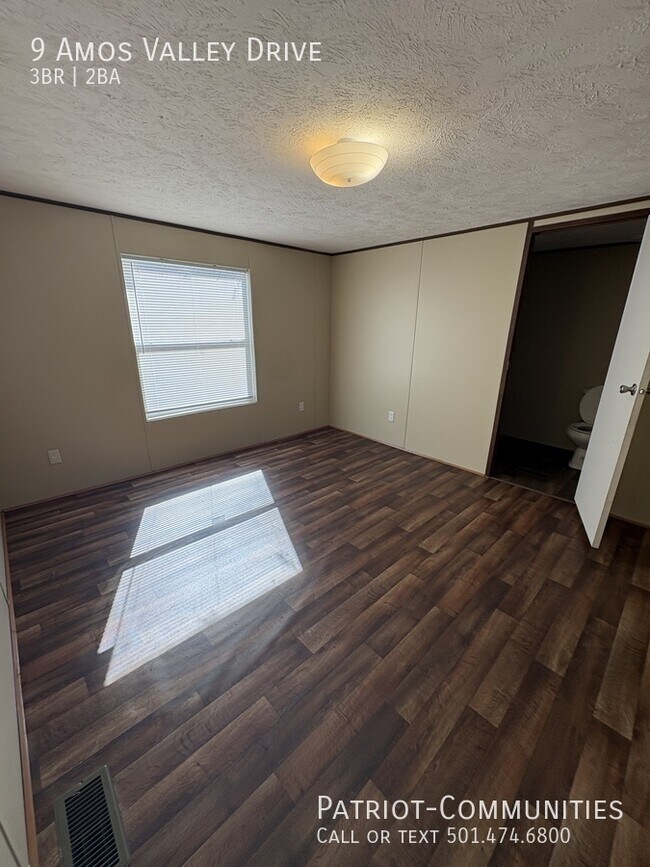 Building Photo - 9 Amos Valley Dr