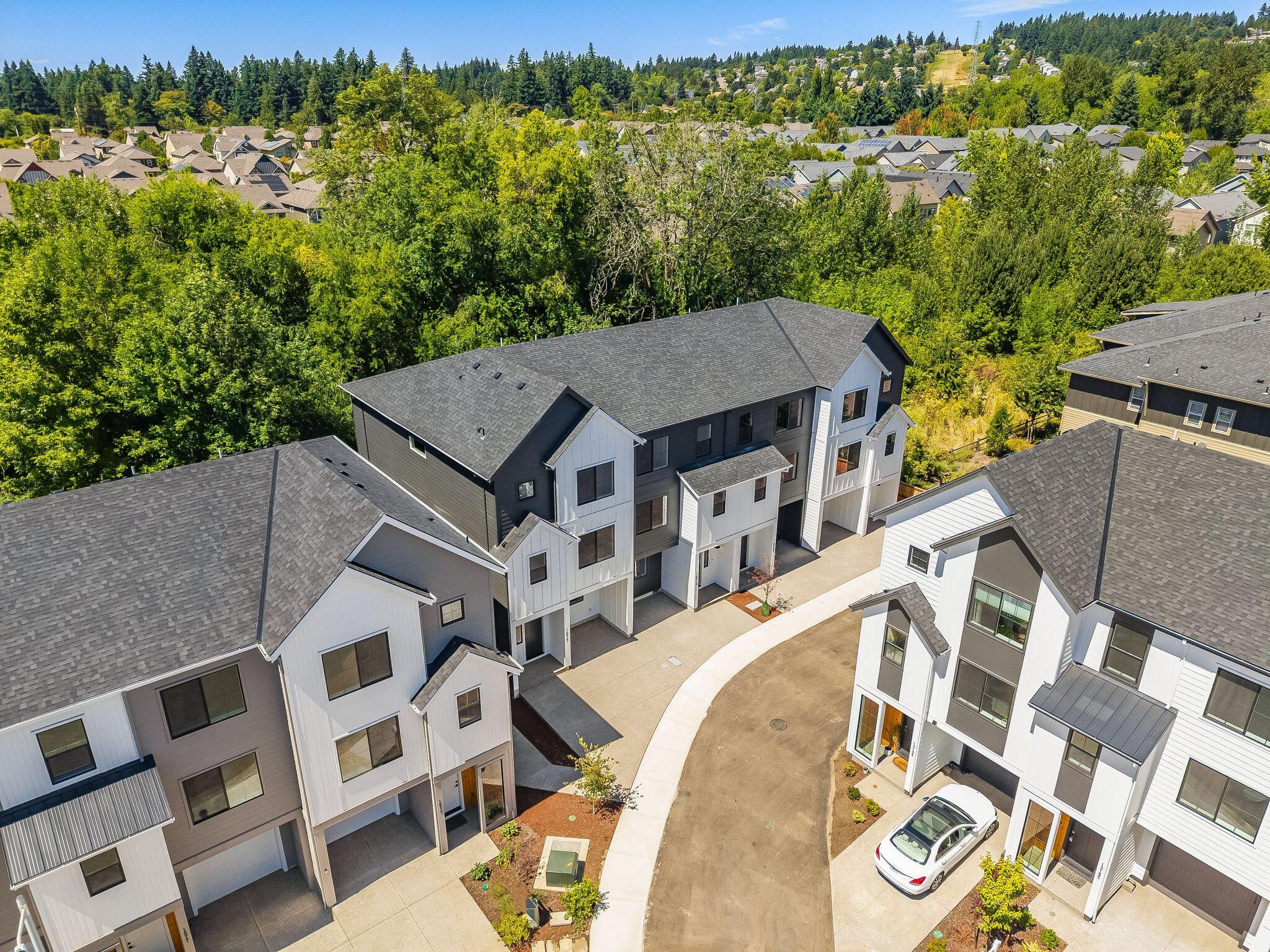 Building Photo - 16909 SW 132nd Ter